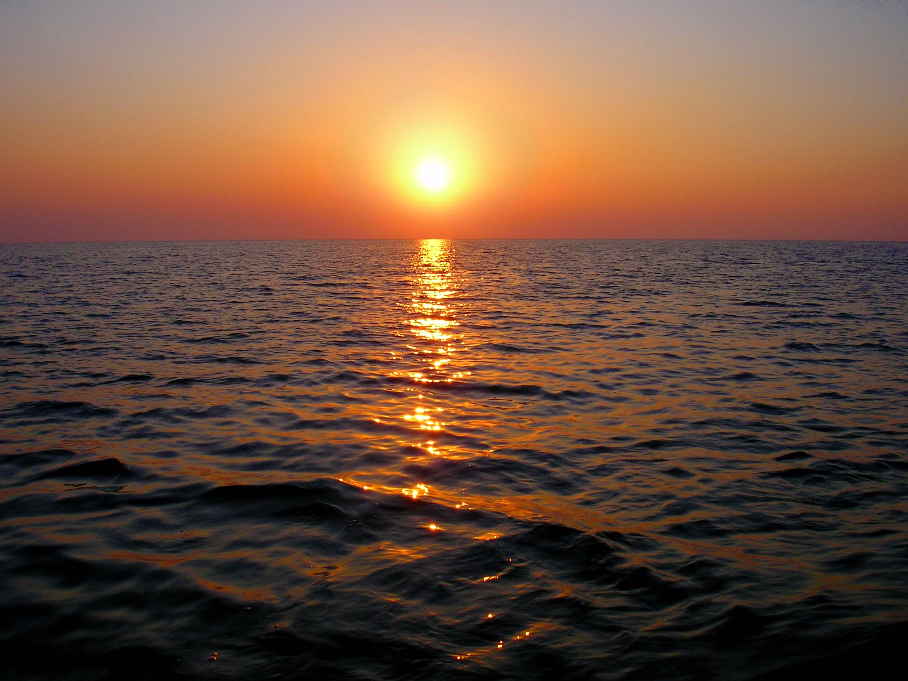 Atardecer en barco en Ibiza
