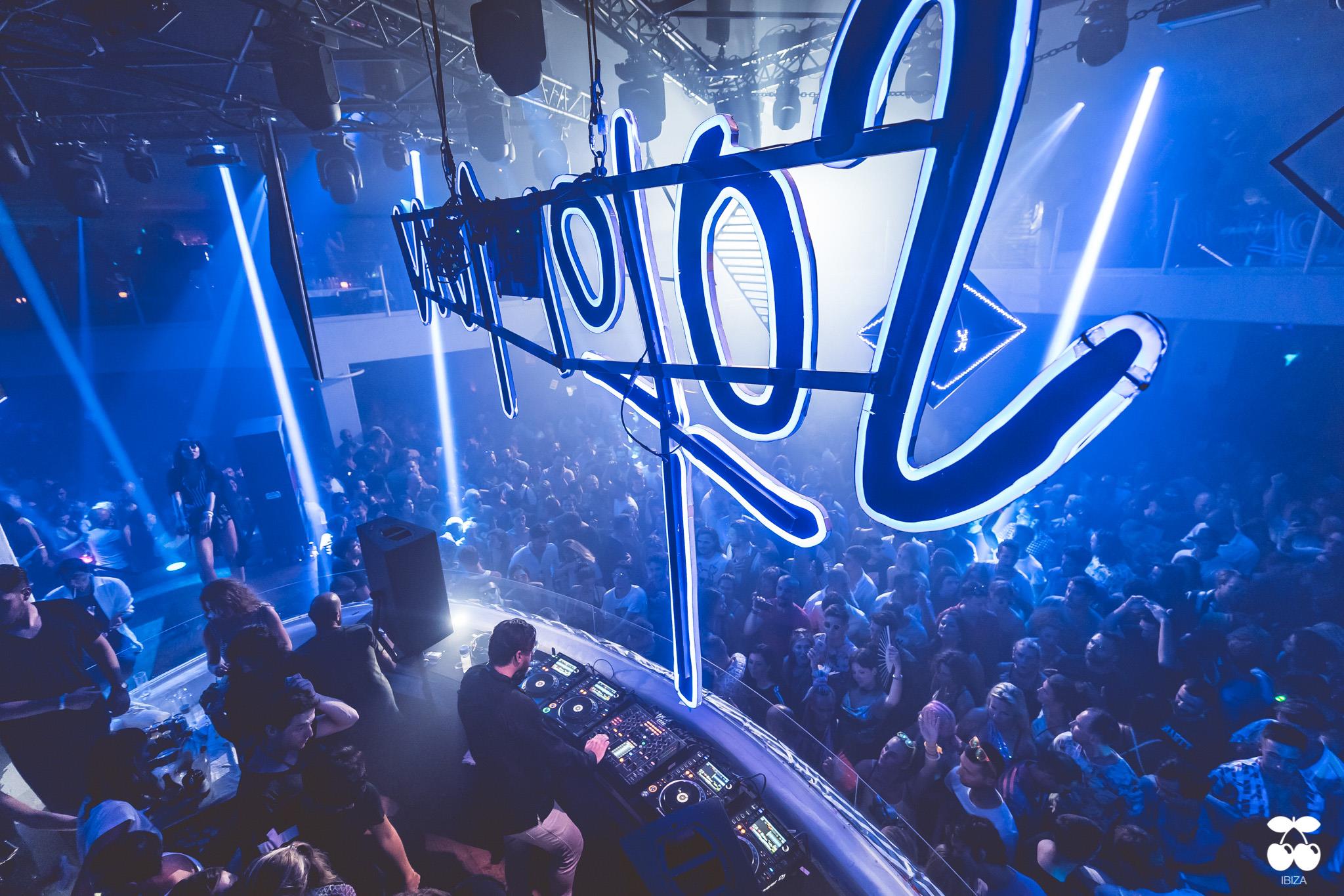 Vista aerea Solomun pinchando en Pacha Ibiza