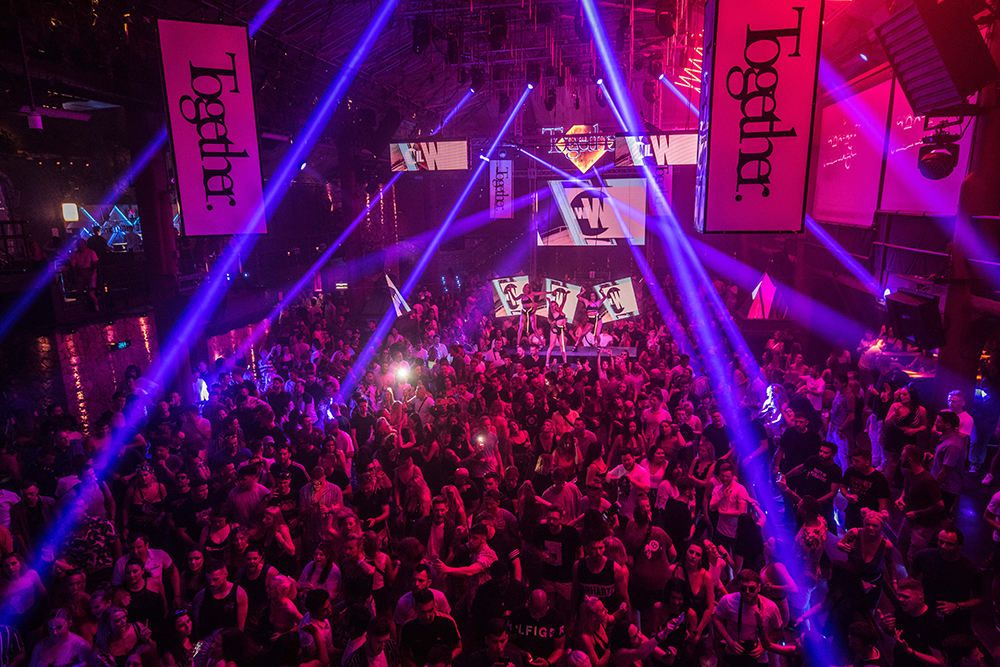 Together party 2020 10x10 Amnesia