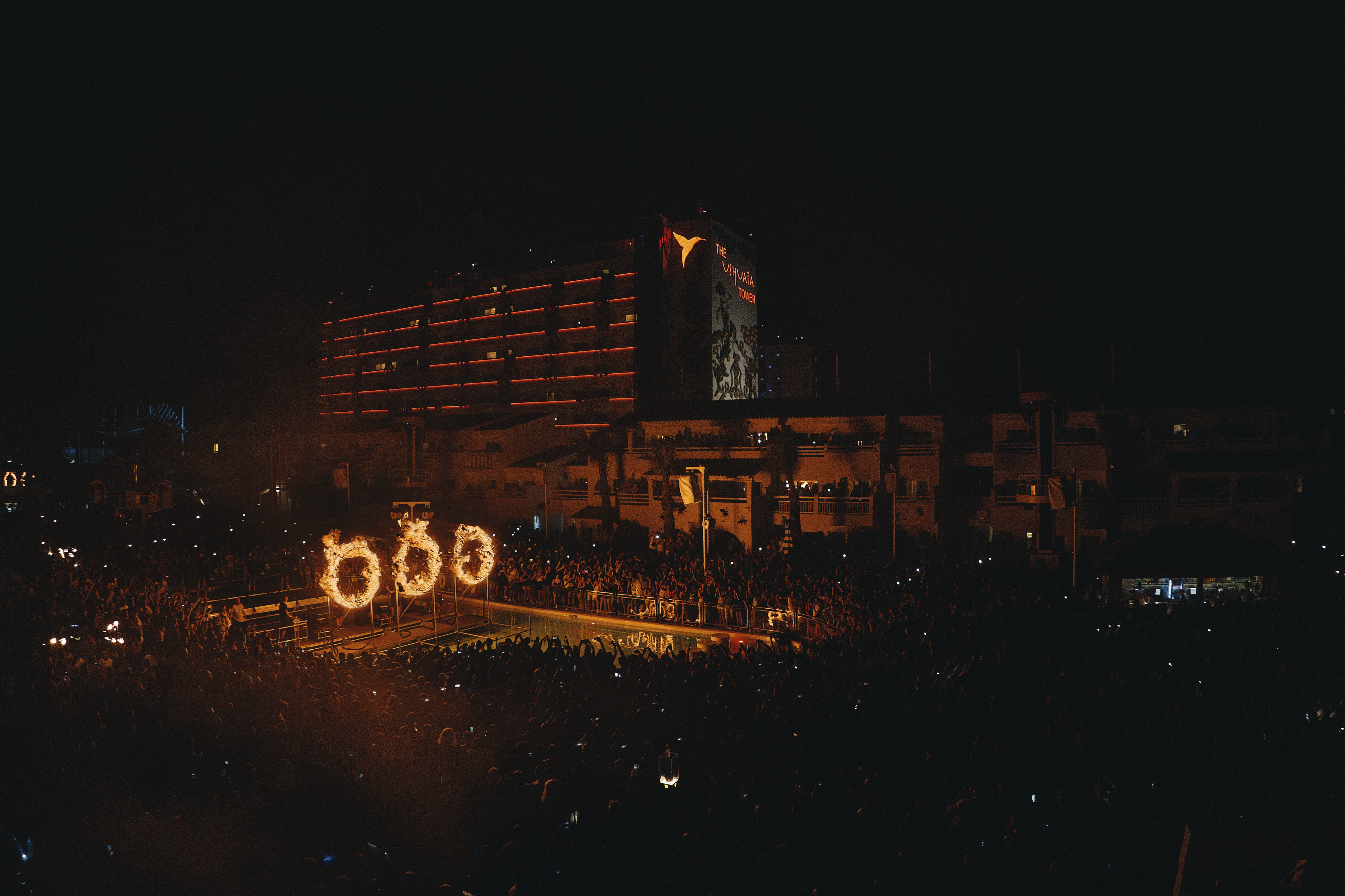 Review Ibiza party, Swedish House Mafia, Axwell, Steve Angello, Ingrosso