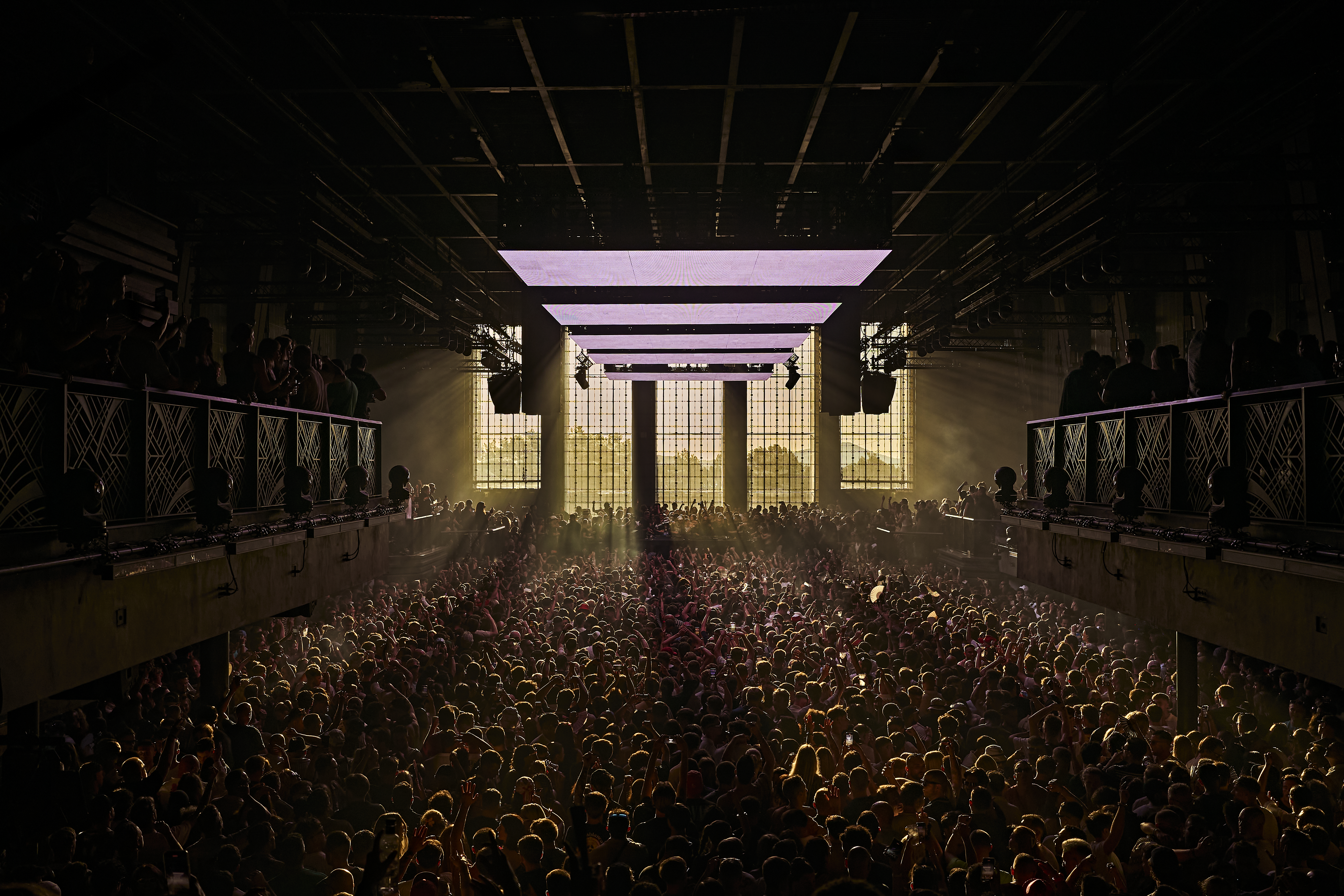 [UNVRS] Opening Party sunrise
