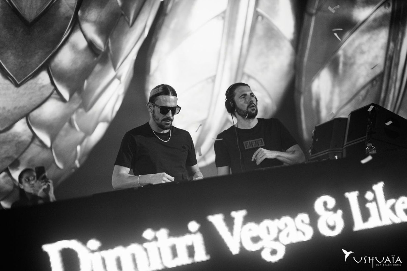 Dimitri Vegas Like Mike at the decks of Ushuaia