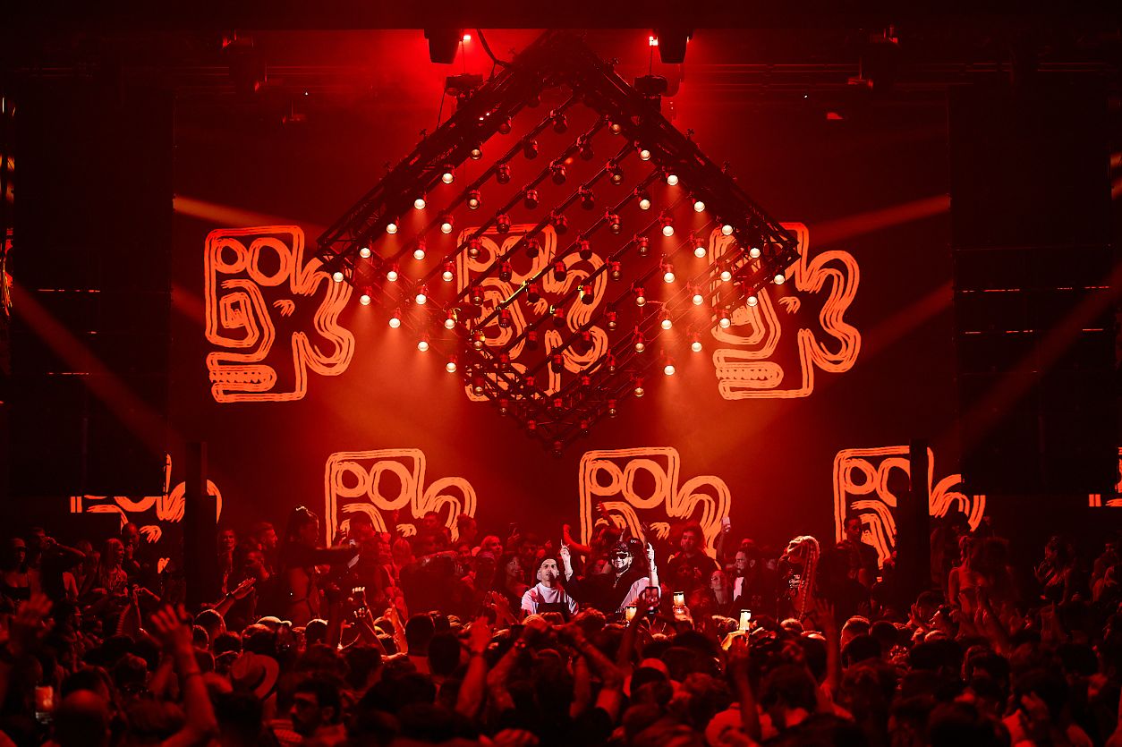 Tuesdays of Martinez Brothers at Hi 2025