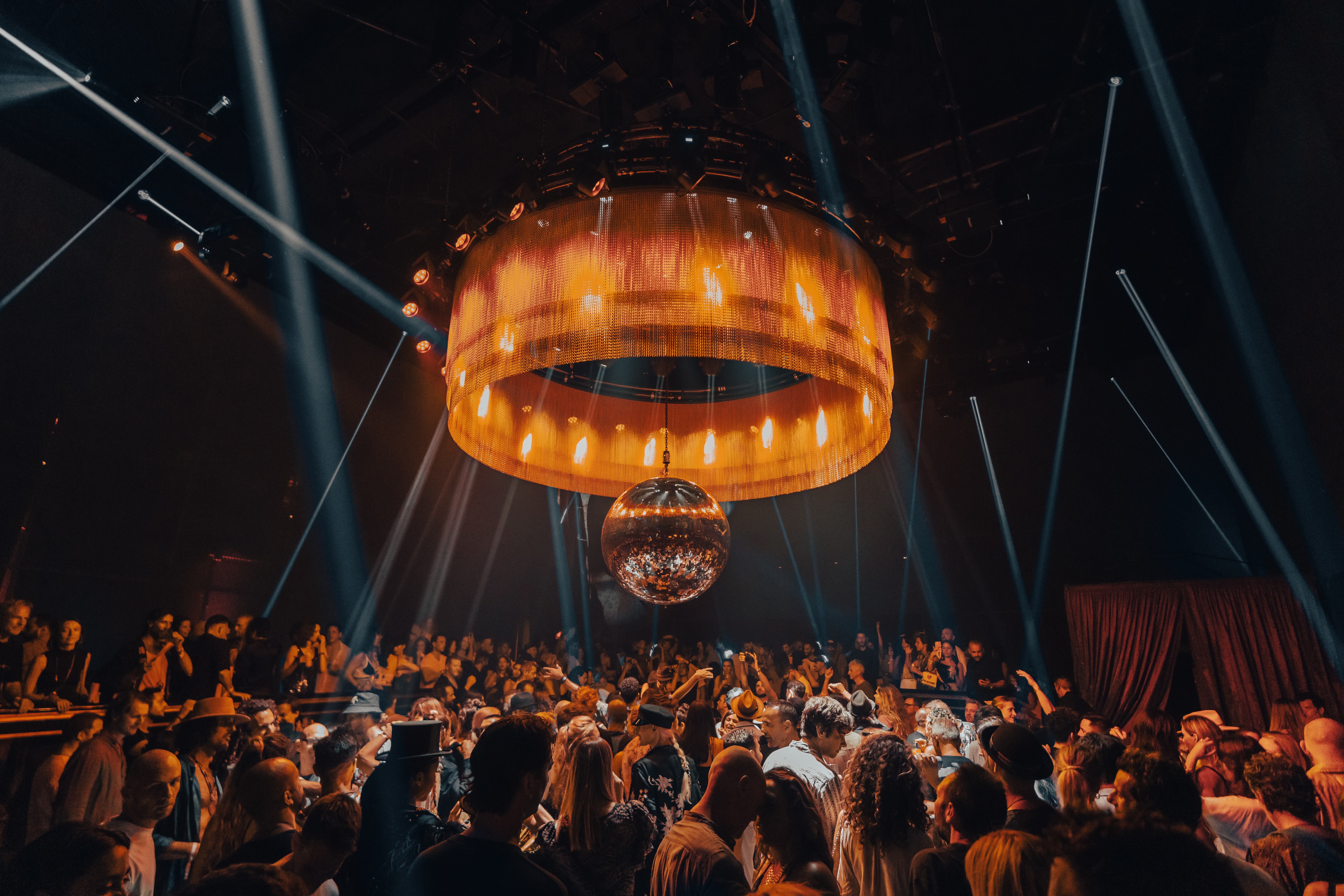 The majestic lamp at Club Chinois dance floor!