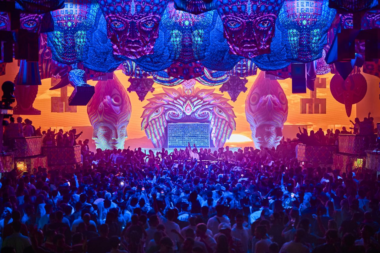 elrow stage 2026