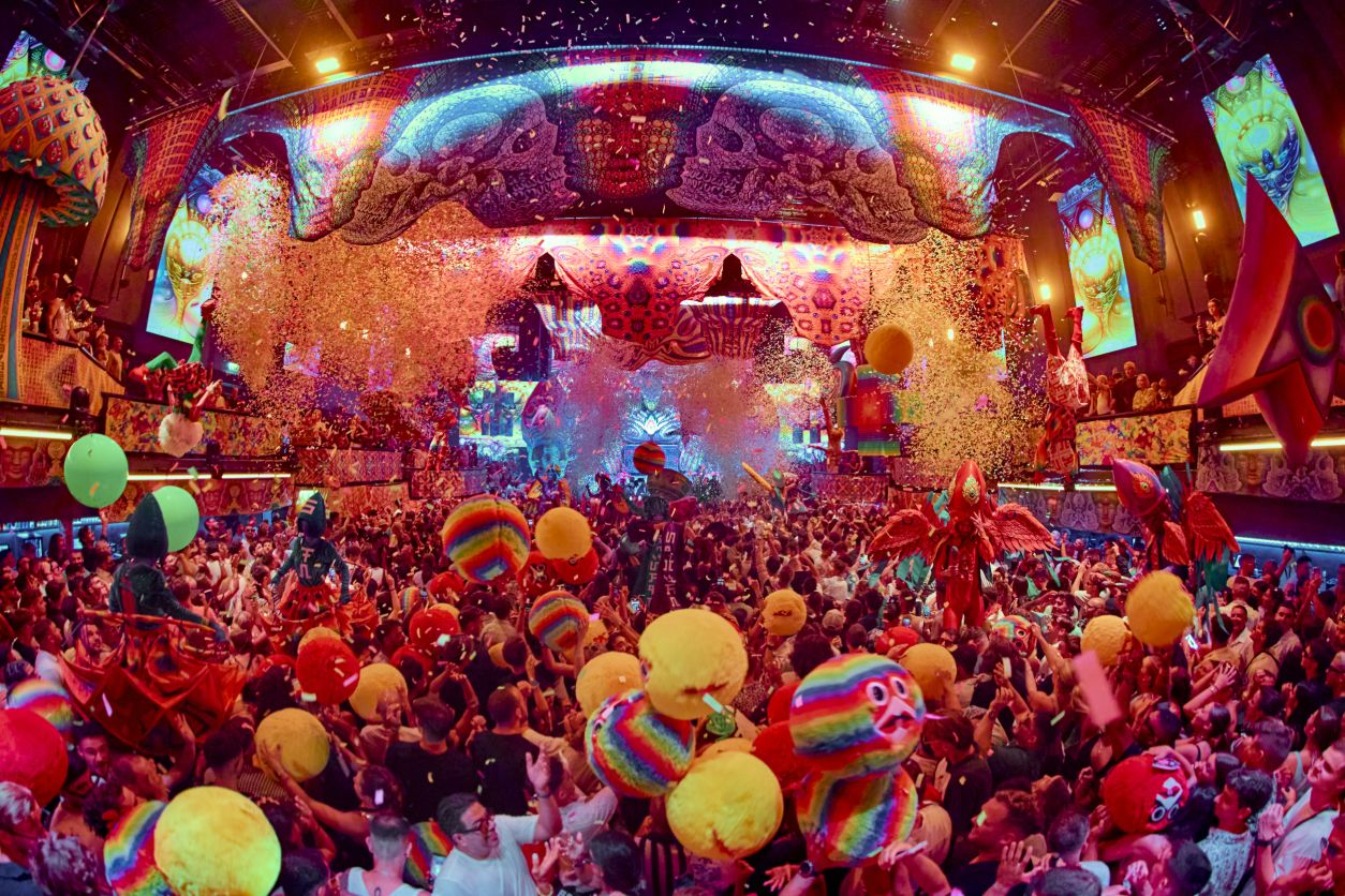 elrow madness in Ibiza 
