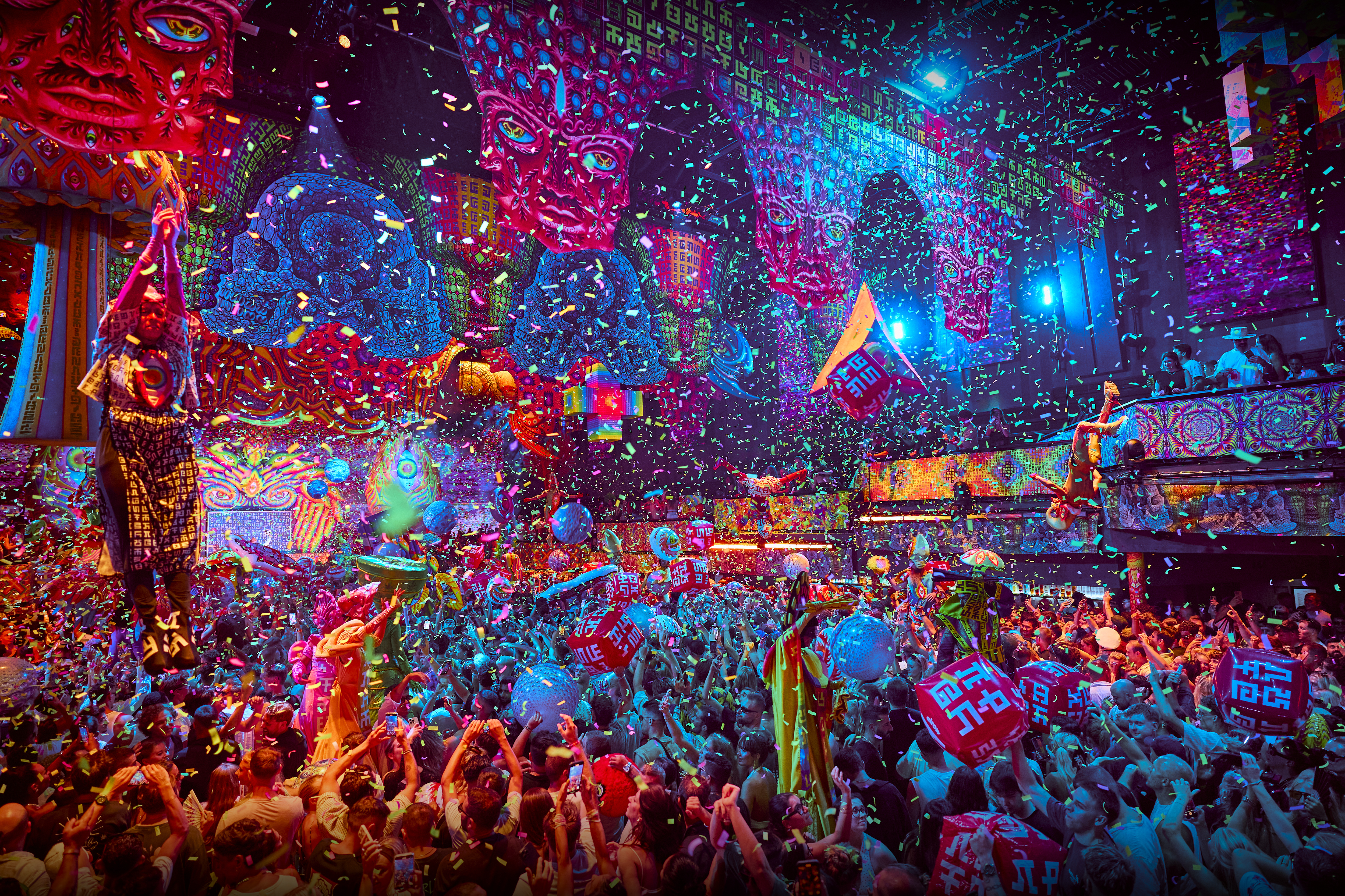 elrow colour at [UNVRS] Ibiza 2026