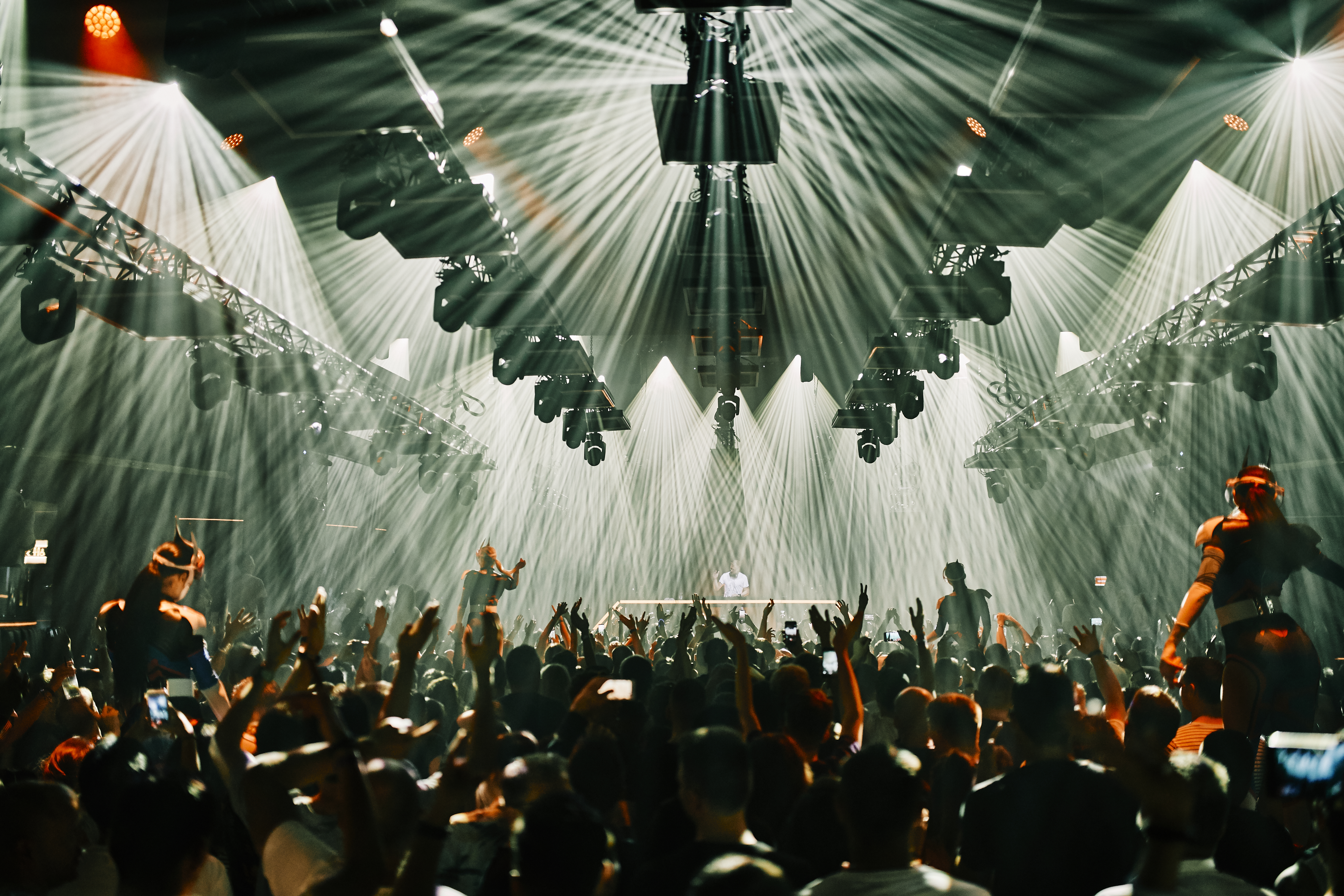Light show at Hï Ibiza