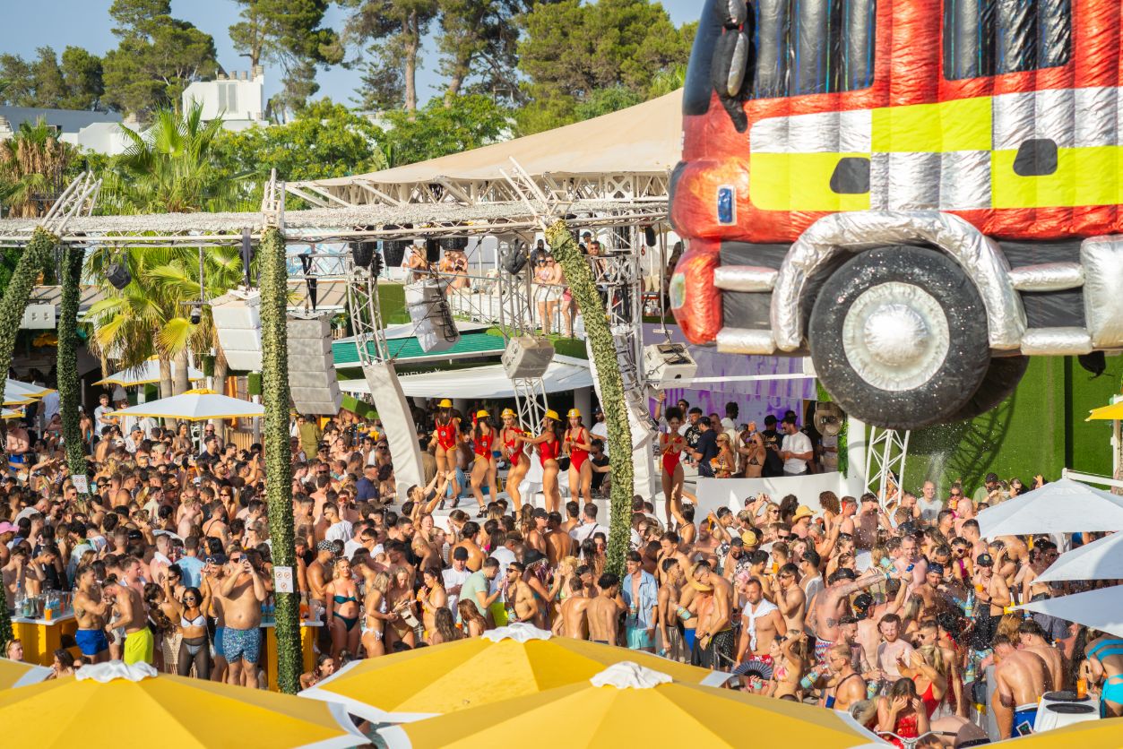 Ibiza Spray team at O Beach 2026