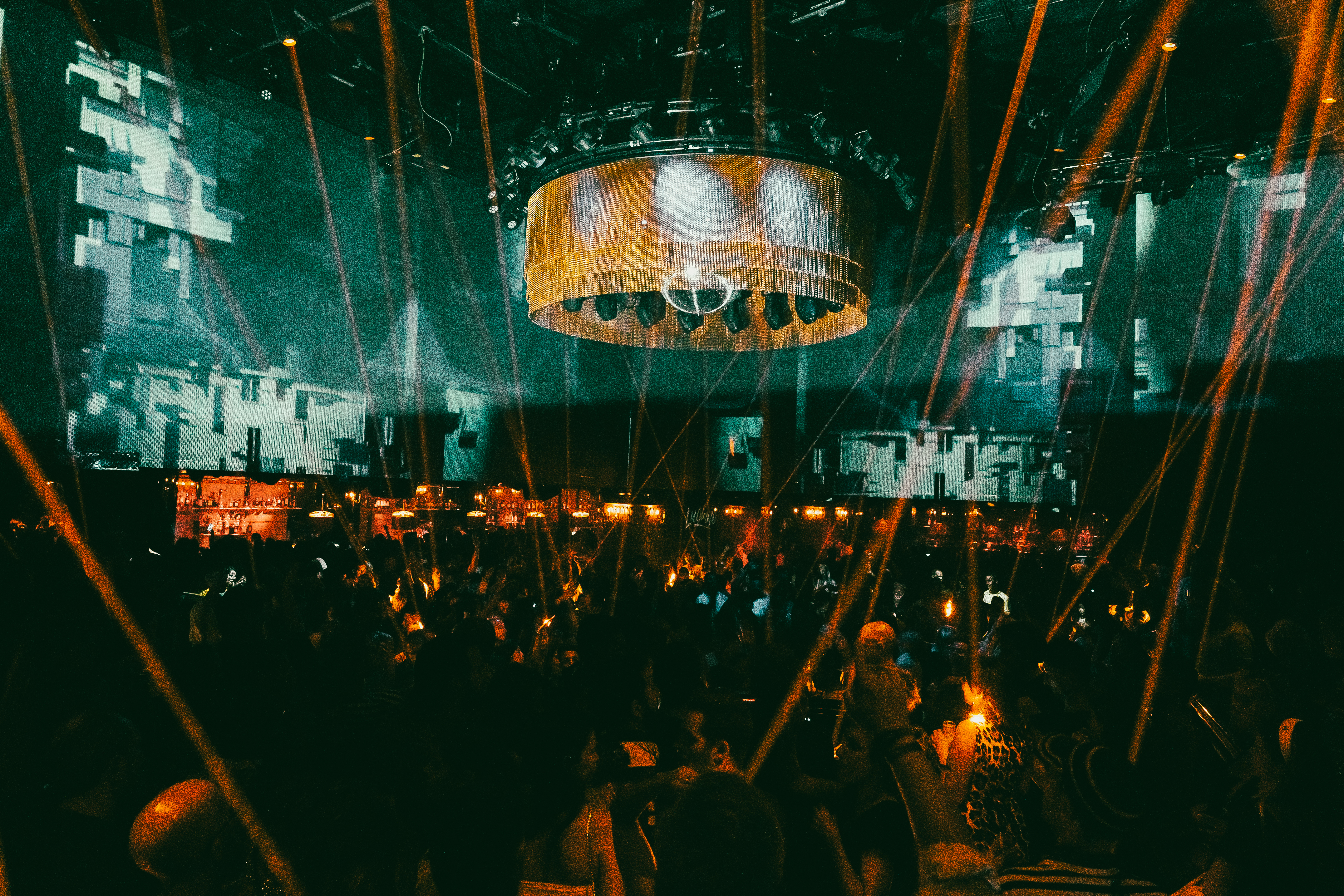 Luciano at Club chinois