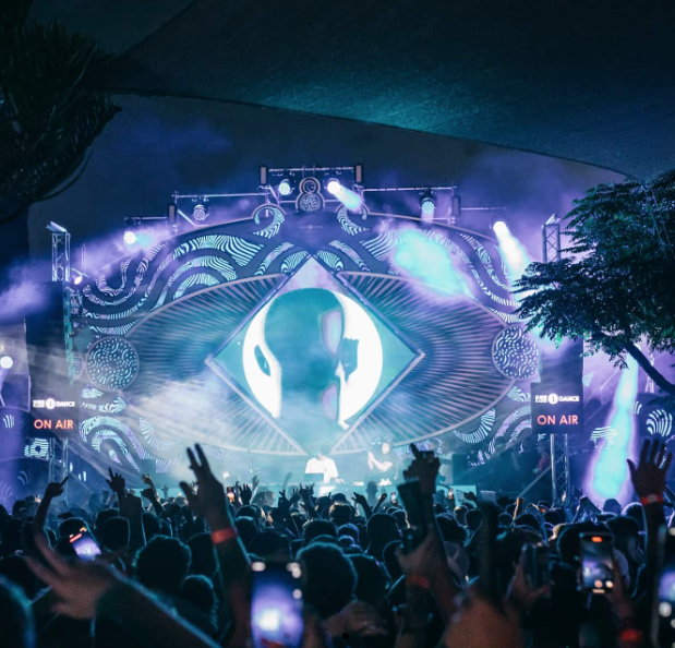 528 Ibiza party