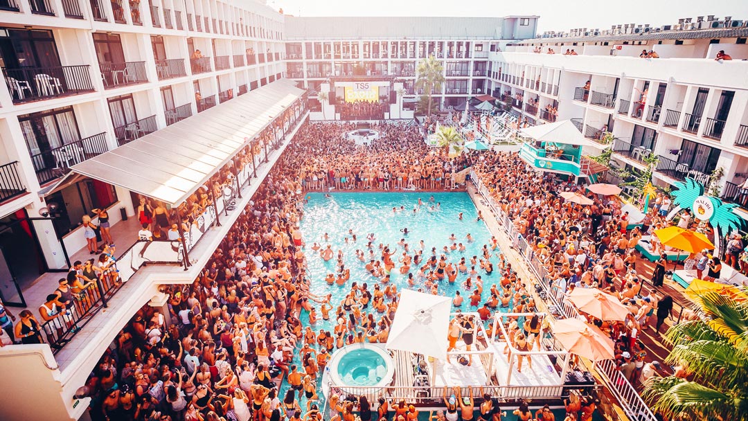 Cragid david 2023 Ibiza rocks tickets