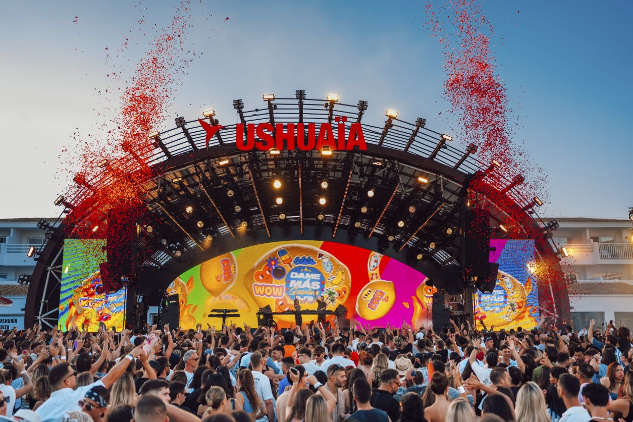 I love Reggaeton stage Ibiza 2026