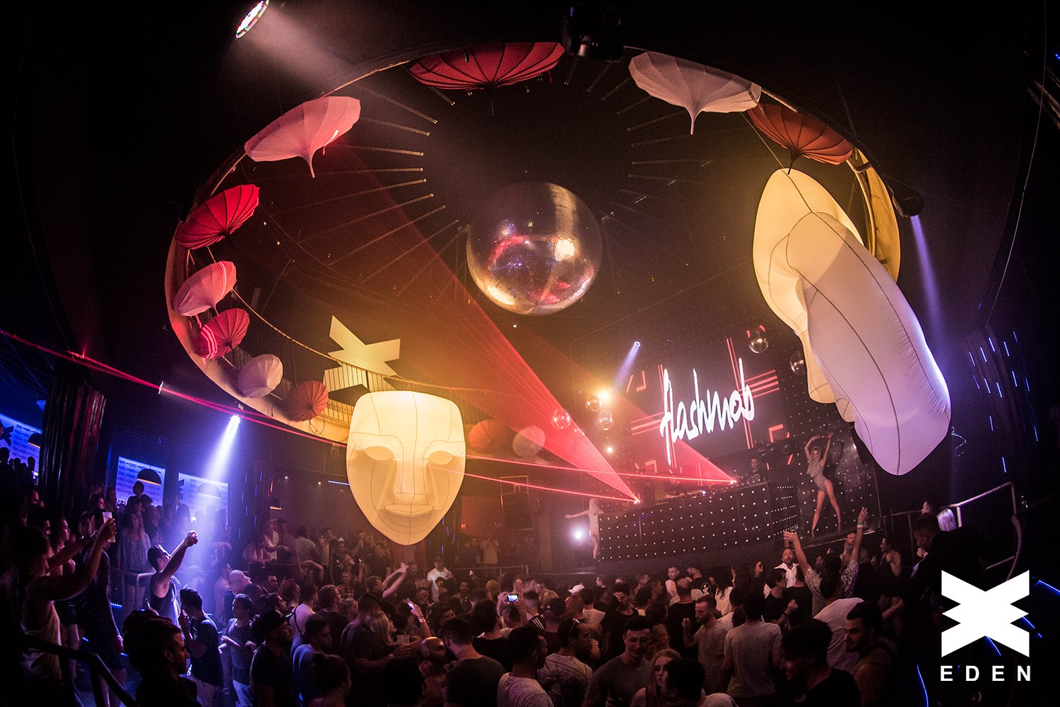 Flashmob party at Eden
