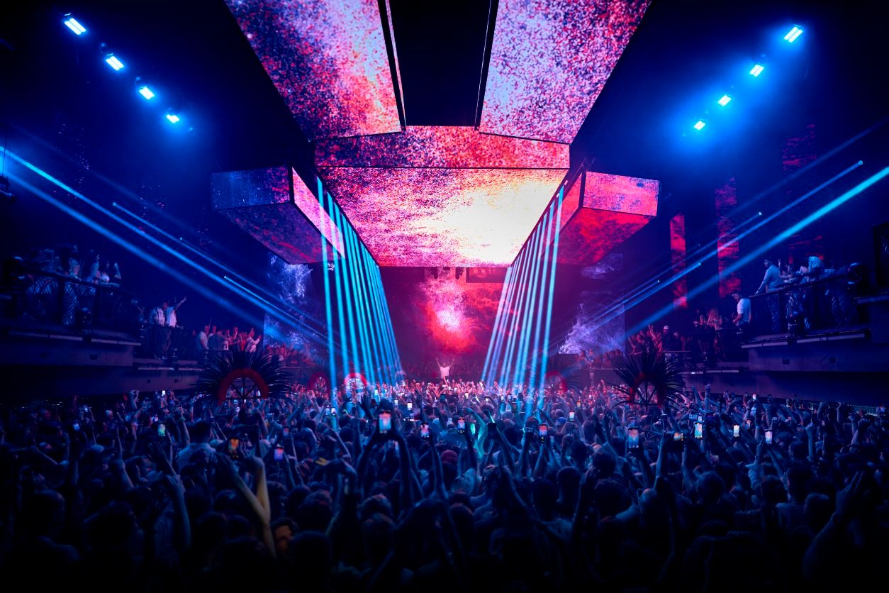 David Guetta Galactic Circus x Francis Mercier